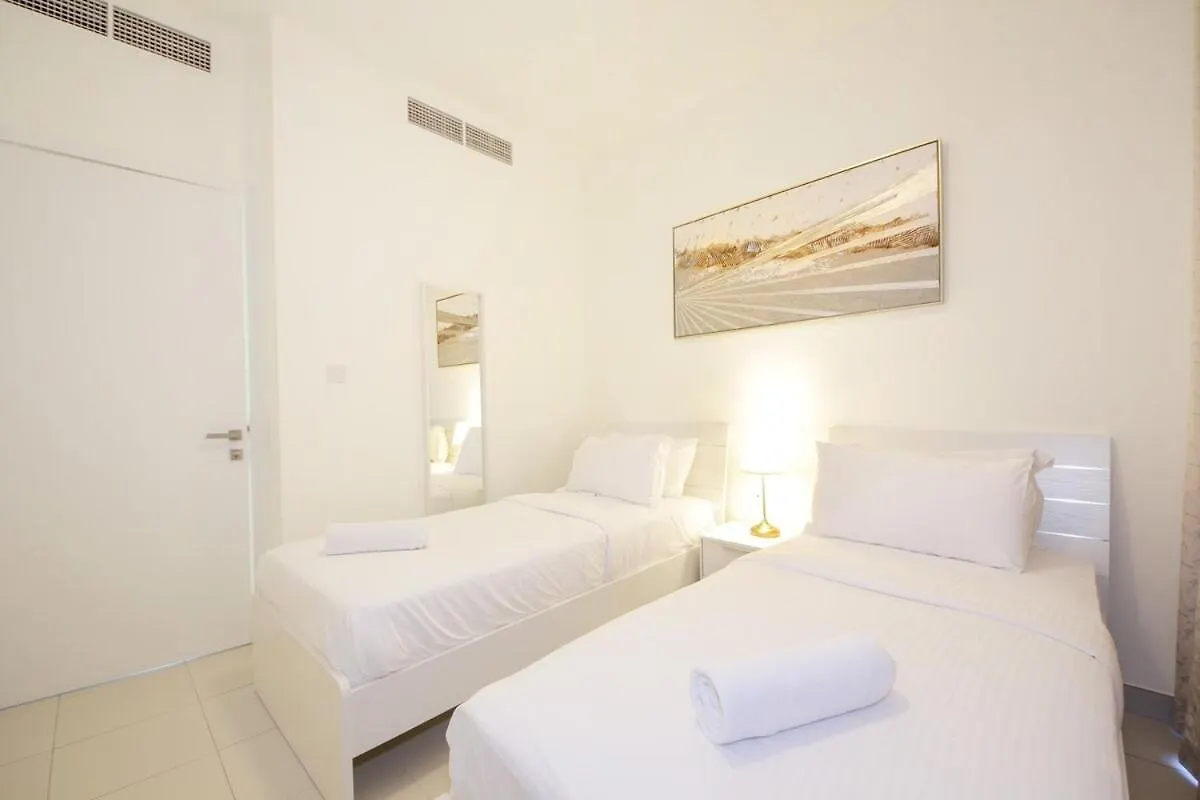 두바이 Parkside 2 Family Townhouse-3Br-Emmar South Golf 빌라