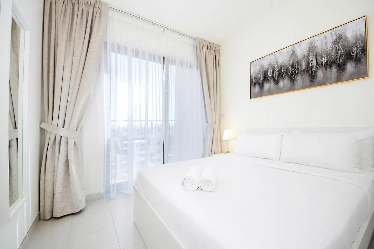 두바이 Parkside 2 Family Townhouse-3Br-Emmar South Golf 빌라
